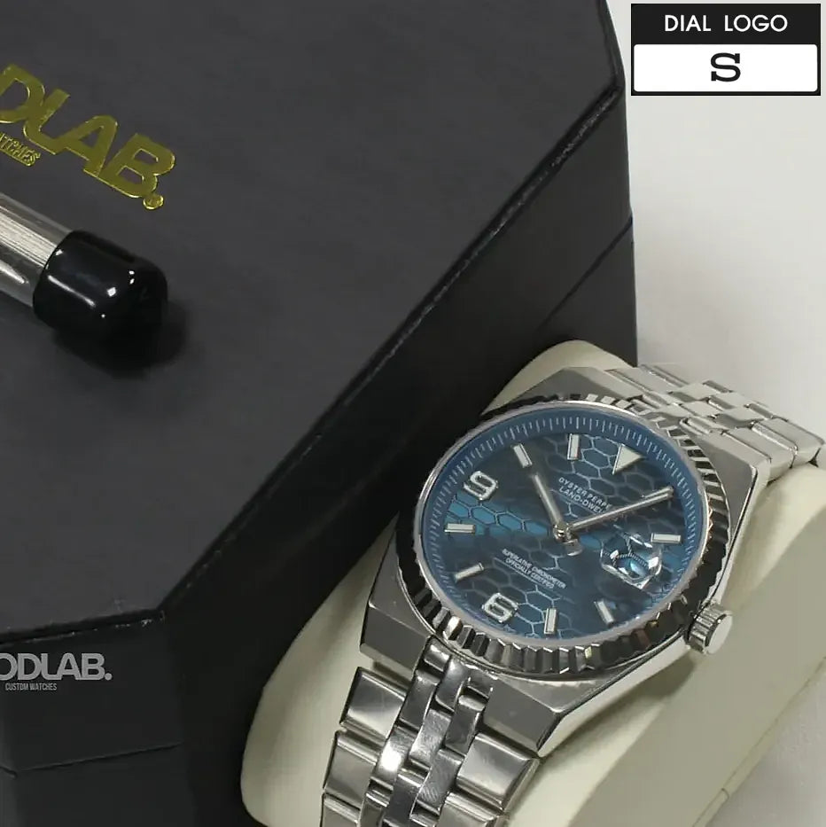Seikojust | Land-Dweller Blue Fish